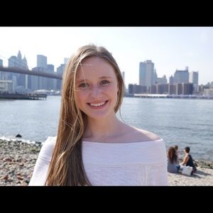 Meet your Posher, Lauren